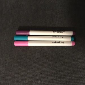 Three Cricut Joy Gel Pens